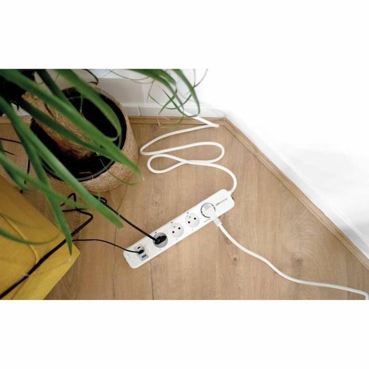 Scs Sentinel Steckdosenleiste Mit 4 Steckdosen Ohne Schalter Scs Sentinel Smartplug 240 V