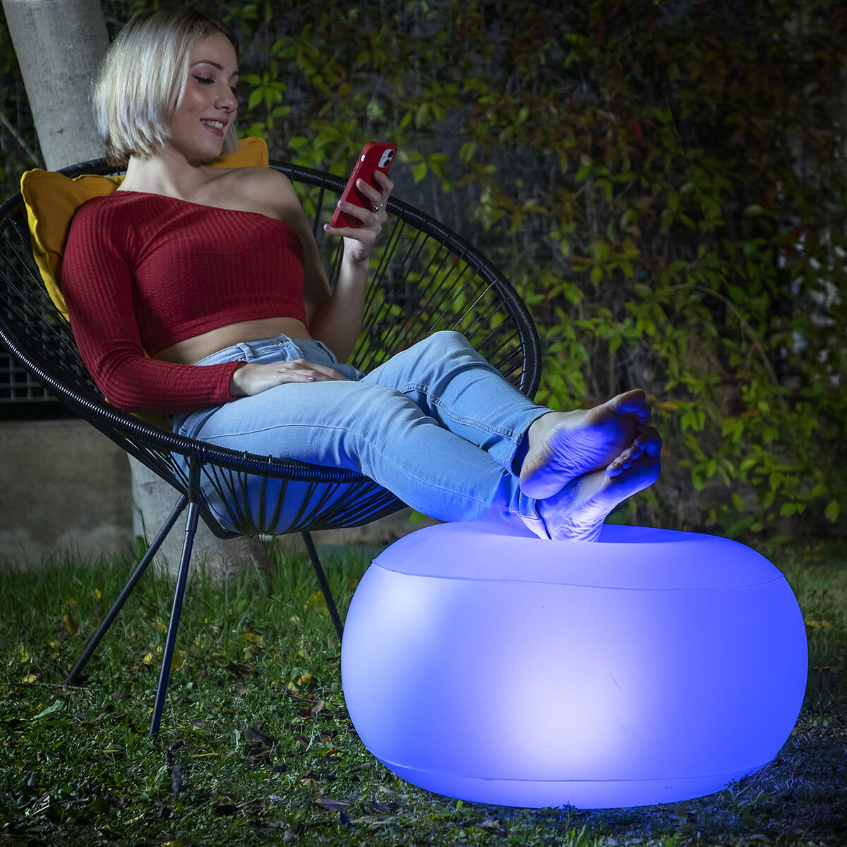 Licht & Ambiente – LED-Leuchten & Projektoren