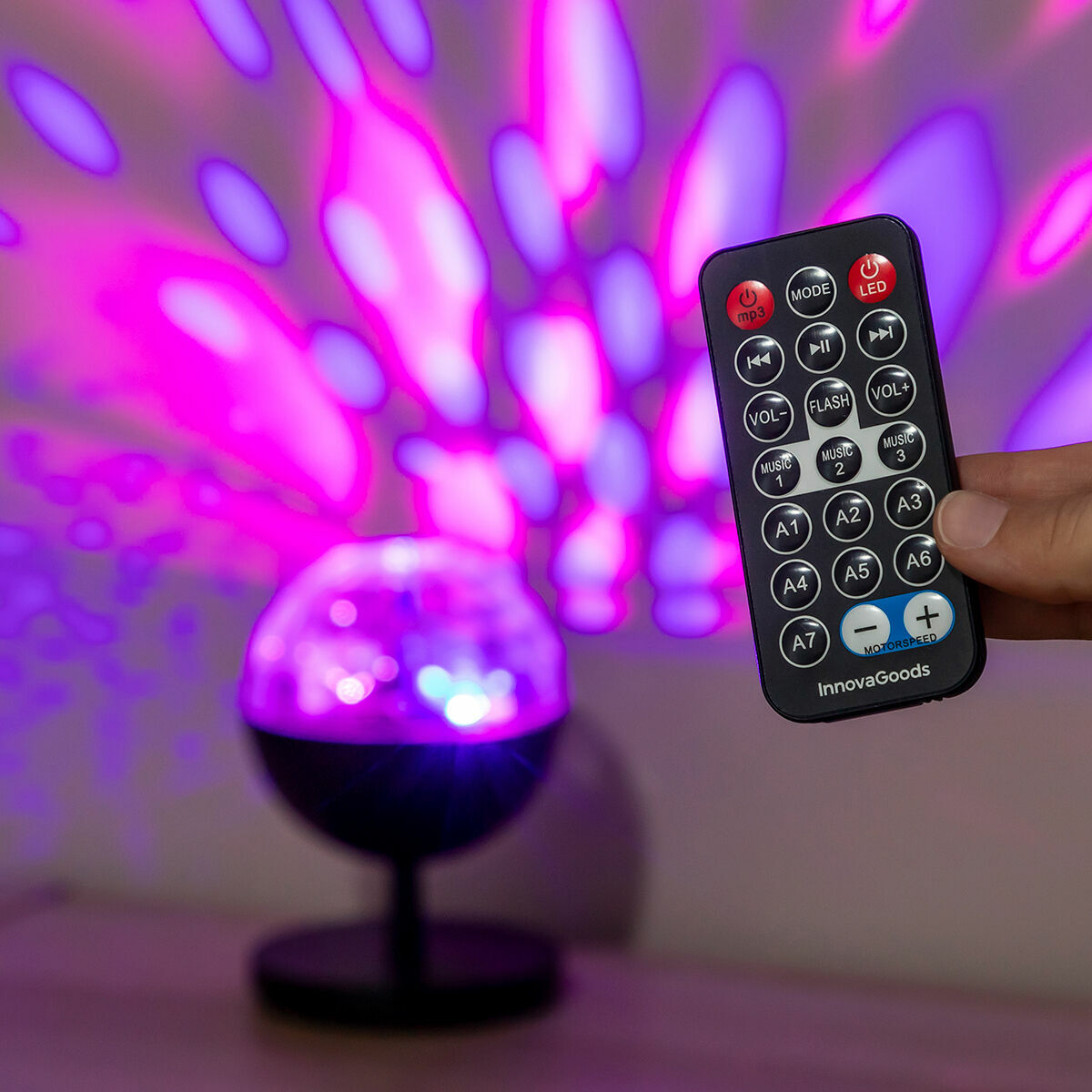 Innovagoods Aufladbarer Led-Projektor Mit Lautsprecher Istarlyt Innovagoods