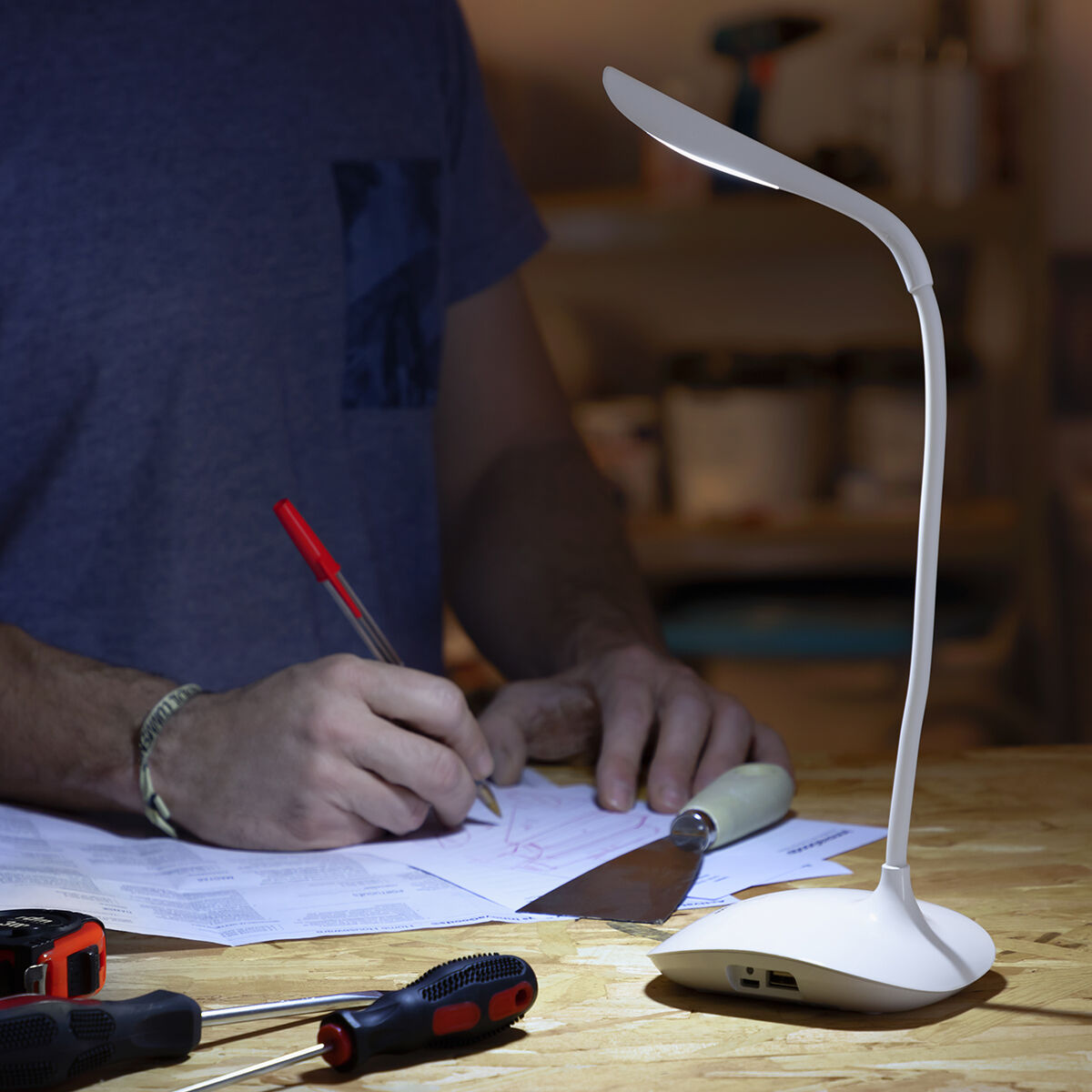 Innovagoods Wiederaufladbare Touch-Led-Tischlampe Lum2Go Innovagoods
