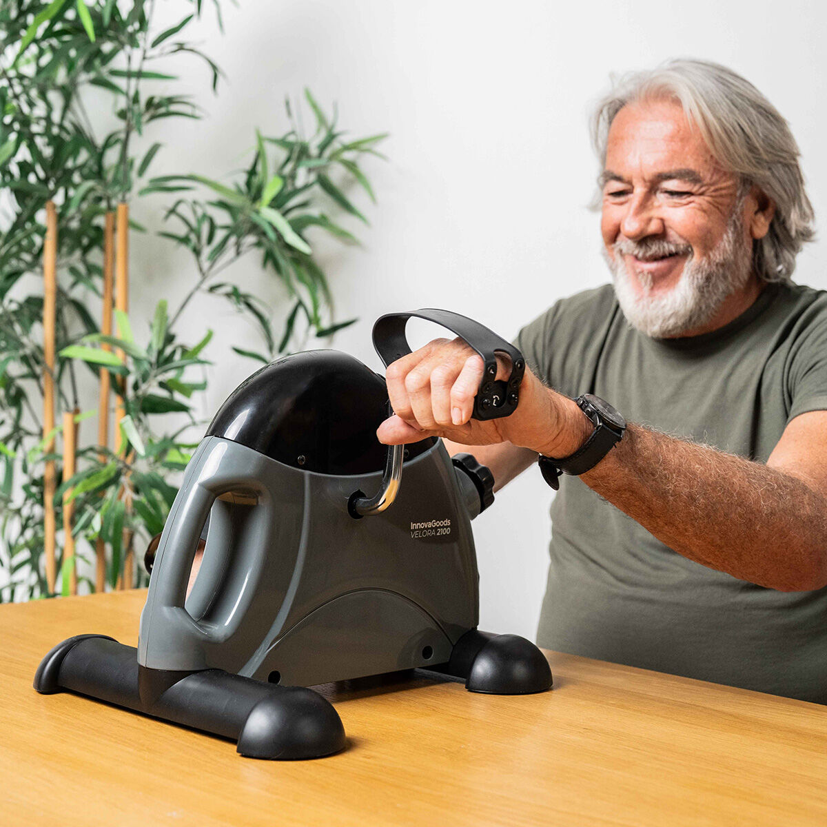 Innovagoods Statischer Pedaltrainer Für Arme Und Beine Mit Matte Velora 2100 Innovagoods