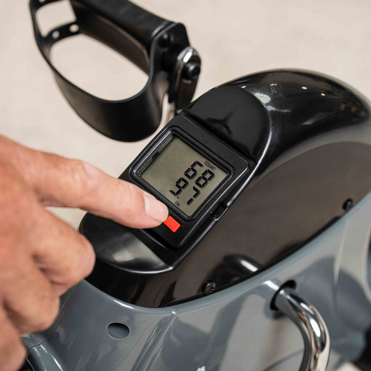 Innovagoods Statischer Pedaltrainer Für Arme Und Beine Mit Matte Velora 2100 Innovagoods